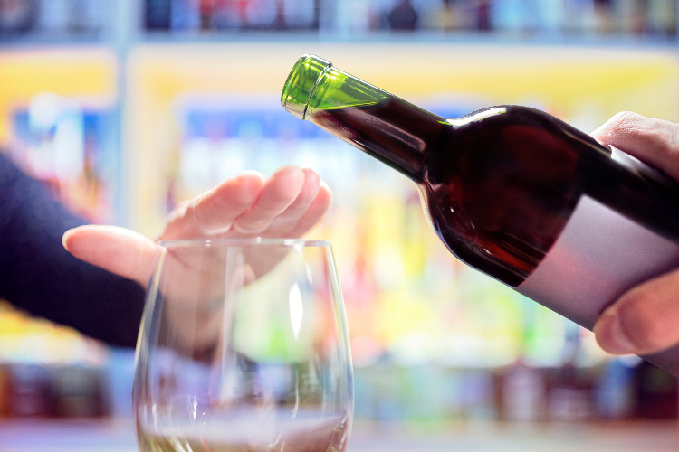 alcohol is considered to be toxic to thyroid cells alcohol is considered to be toxic to thyroid cells